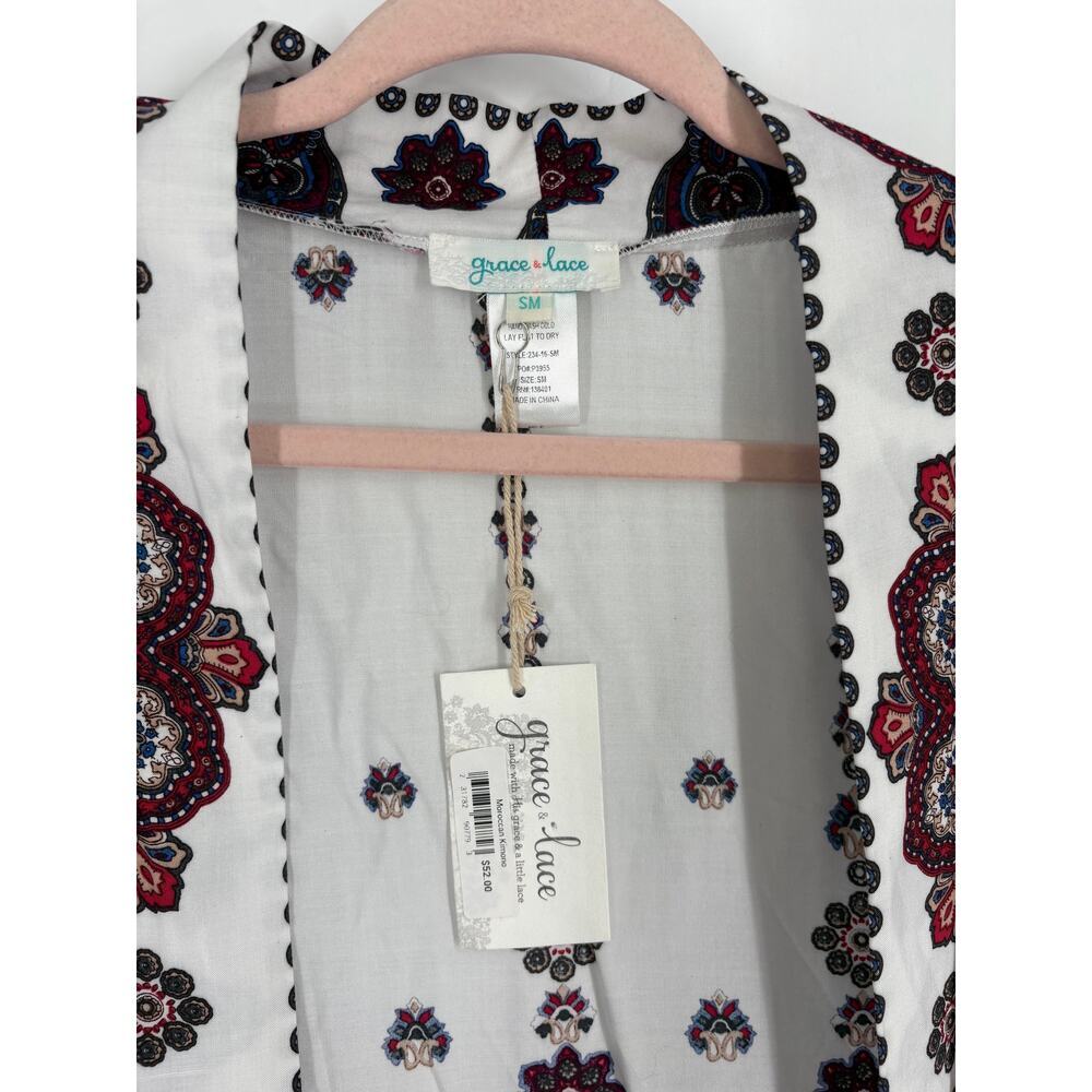 Grace & Lace Kimono (B29) - Picture 10 of 10
